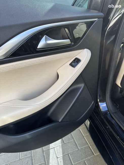 Infiniti QX30 2019 черный - фото 20