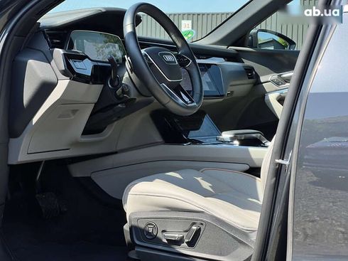 Audi E-Tron 2022 - фото 30
