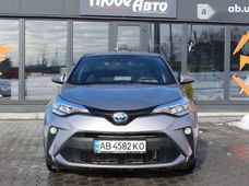 Продаж вживаних Toyota 2019 року у Вінниці - купити на Автобазарі