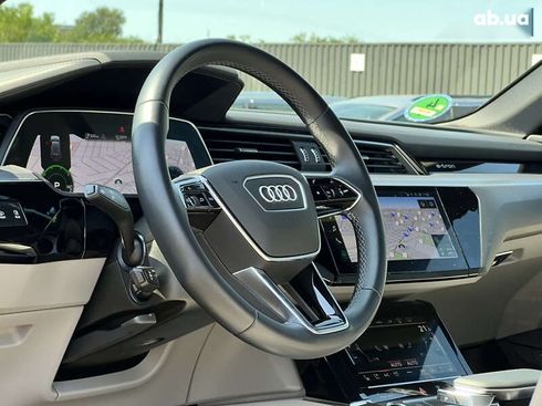 Audi E-Tron 2022 - фото 29