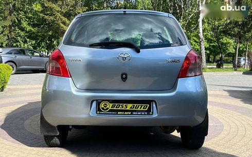 Toyota Yaris 2006 - фото 6
