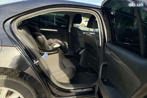 Skoda Superb 2019 - фото 12