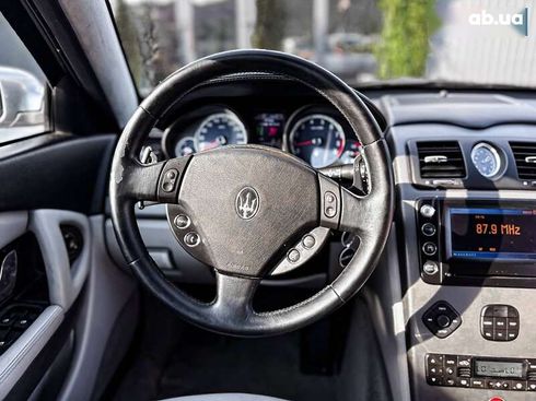 Maserati Quattroporte 2005 - фото 23