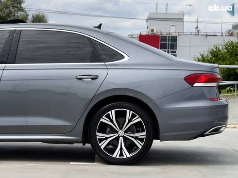 Volkswagen Passat 2021 - фото 14