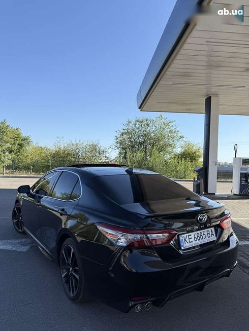 Toyota Camry 2018 - фото 14