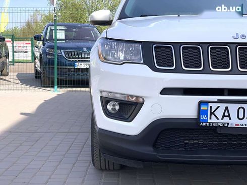 Jeep Compass 2018 - фото 9