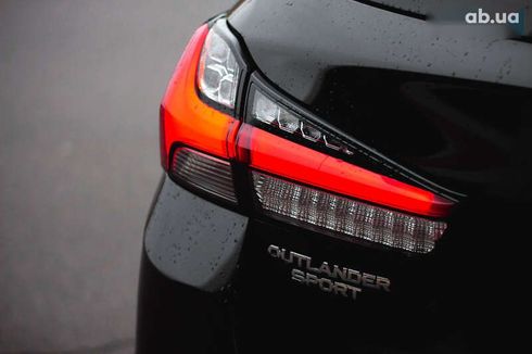 Mitsubishi Outlander 2021 - фото 24