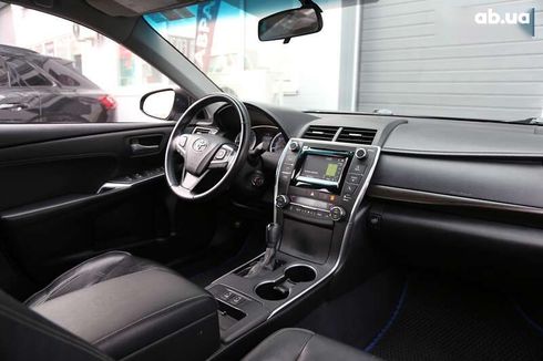 Toyota Camry 2015 - фото 13