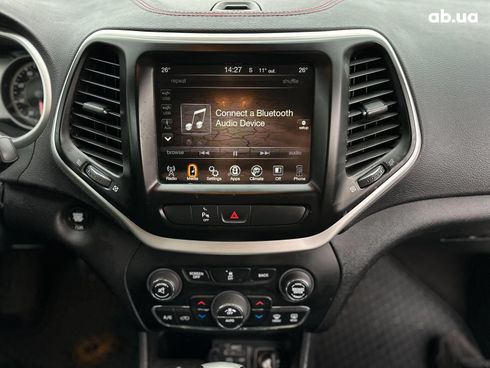 Jeep Cherokee 2018 серый - фото 72