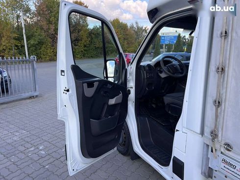 Renault Master 2017 - фото 7