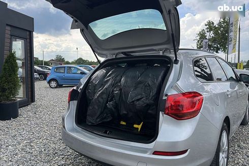 Opel Astra 2012 - фото 19