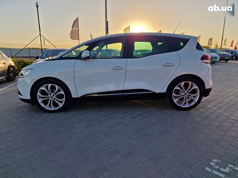 Renault Scenic 2019 - фото 13