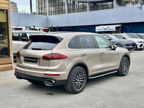 Porsche Cayenne 2015 - фото 2