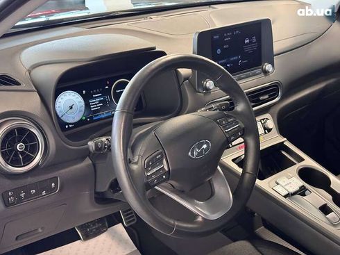 Hyundai Kona Electric 2021 - фото 21