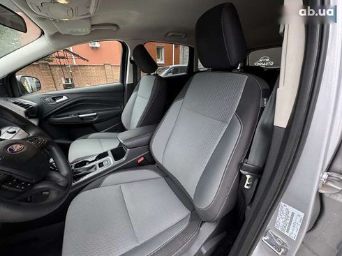 Ford Escape 2017 - фото 18