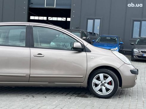 Nissan Note 2006 коричневый - фото 7