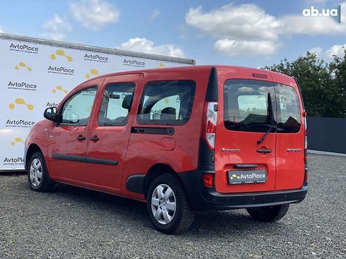 Renault Kangoo 2021 - фото 13