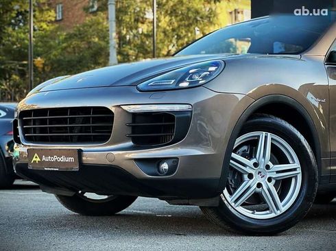 Porsche Cayenne 2016 - фото 6