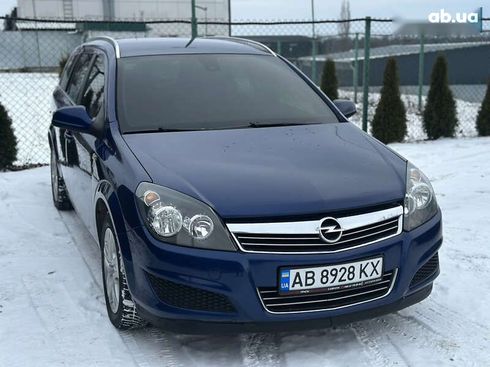 Opel Astra 2010 - фото 6