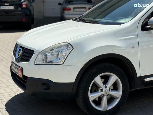 Nissan Qashqai 2008 белый - фото 9