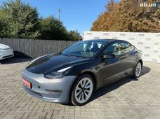 Продаж вживаних Tesla Model 3 2022 року у Луцьку - купити на Автобазарі