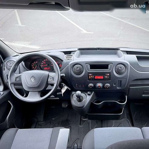Renault Master 2019 - фото 23