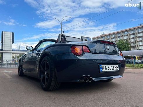 BMW Z4 2004 - фото 8