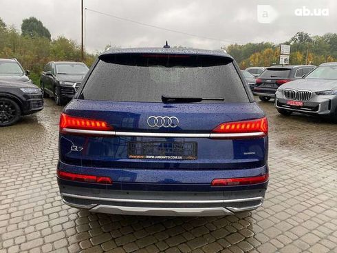 Audi Q7 2020 - фото 6