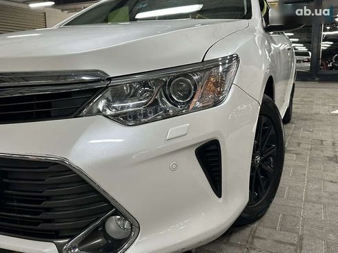 Toyota Camry 2015 - фото 6