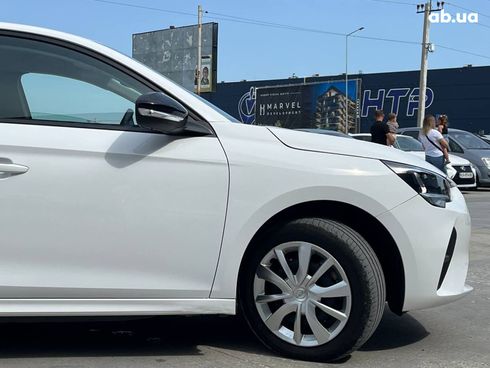 Opel Corsa 2022 белый - фото 18