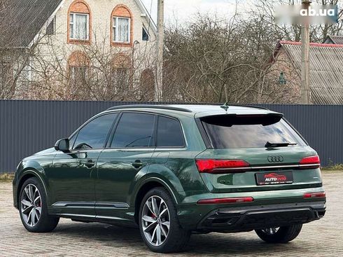 Audi Q7 2021 - фото 6