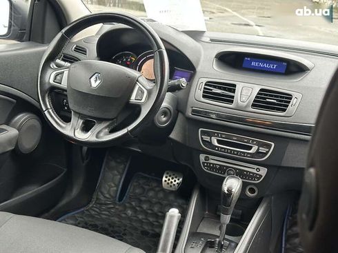 Renault Megane 2011 - фото 29