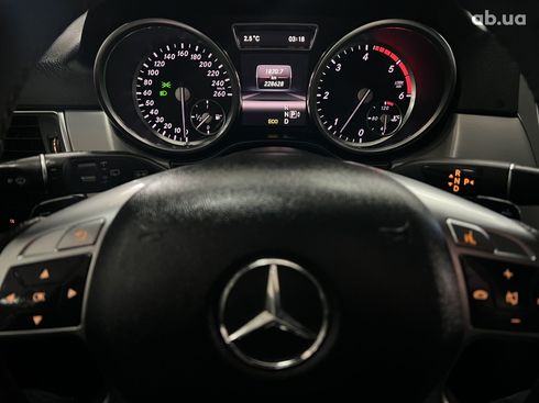 Mercedes-Benz M-Класс 2013 белый - фото 11