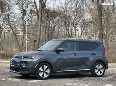 Продаж вживаних Kia Soul EV 2022 року у Львові - купити на Автобазарі