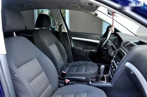 Skoda Octavia 2010 - фото 26