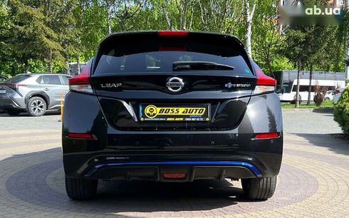 Nissan Leaf 2019 - фото 6