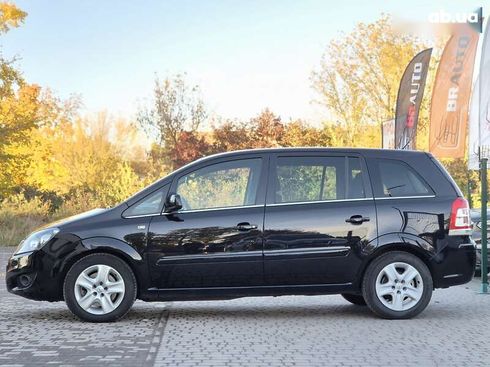 Opel Zafira 2011 - фото 13