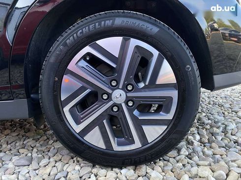 Hyundai Kona Electric 2022 - фото 24
