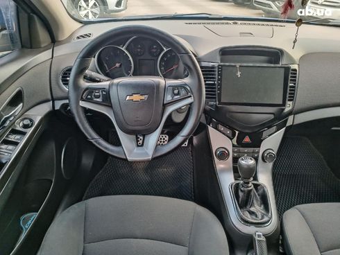 Chevrolet Cruze 2011 синий - фото 14