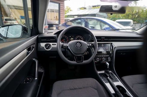 Volkswagen Passat 2020 - фото 21
