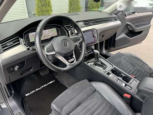 Volkswagen Passat 2020 - фото 29