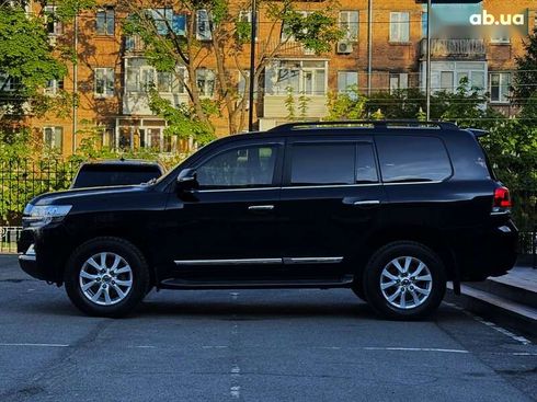 Toyota Land Cruiser 2019 - фото 13