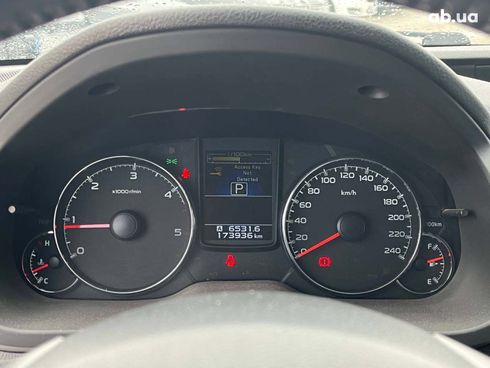 Subaru Outback 2014 белый - фото 16