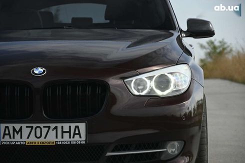 BMW 5 серия 2011 - фото 9