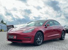 Продаж вживаних Tesla Model 3 у Львові - купити на Автобазарі
