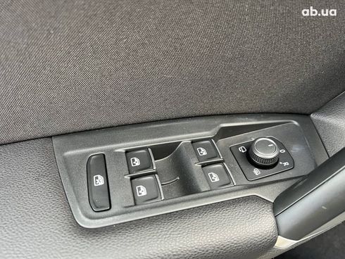 Volkswagen Tiguan 2017 серый - фото 16
