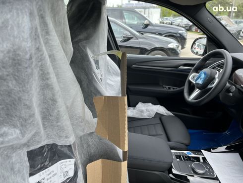 BMW iX3 2023 - фото 28