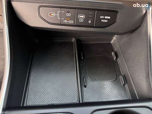 Kia Carnival 2024 - фото 25