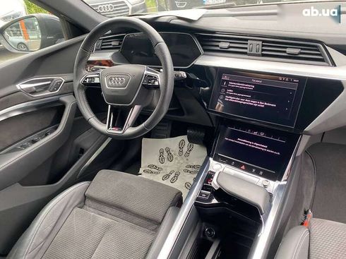 Audi E-Tron 2020 - фото 10