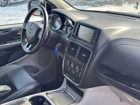 Dodge grand caravan 2017 - фото 24